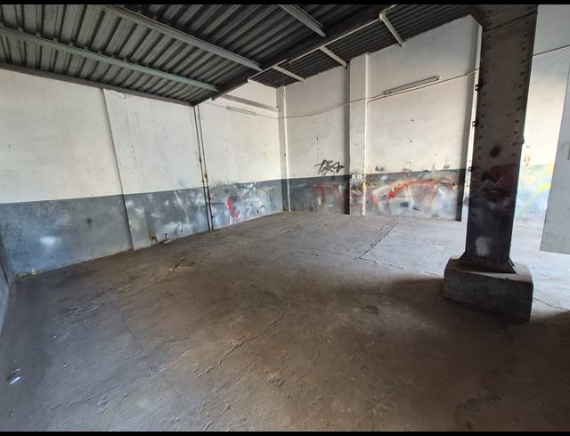 93M² WAREHOUSE TO LET IN DENVER